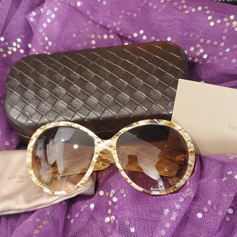 Bottega Veneta Sunglasses